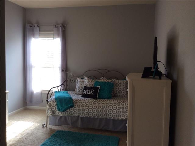 1092 Nealcrest Circle Spring Hill, TN 37174 - Photo 13 of 19 Gallery Image 13