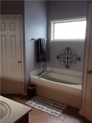1092 Nealcrest Circle Spring Hill, TN 37174 - Photo 10 of 19 Gallery Image 10
