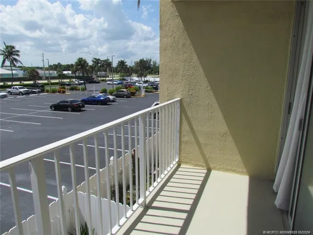 $285,000 | 9800 South Ocean Drive, Unit 211, Jensen Beach, FL 34957