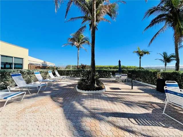 $285,000 | 9800 South Ocean Drive, Unit 211, Jensen Beach, FL 34957