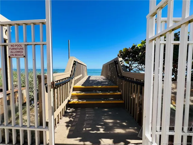 $285,000 | 9800 South Ocean Drive, Unit 211, Jensen Beach, FL 34957