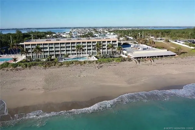 $285,000 | 9800 South Ocean Drive, Unit 211, Jensen Beach, FL 34957