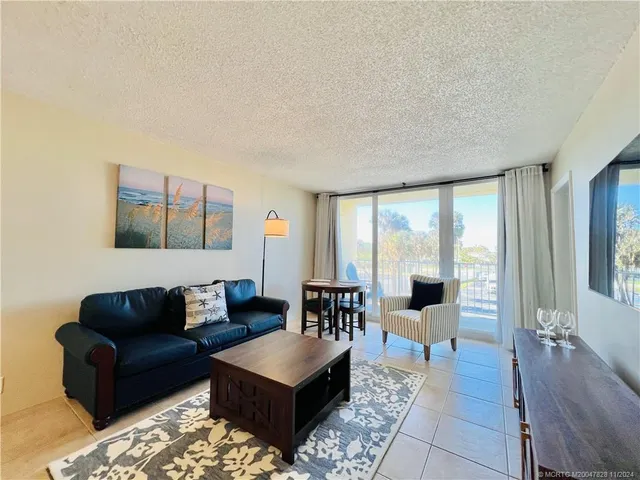 $285,000 | 9800 South Ocean Drive, Unit 211, Jensen Beach, FL 34957