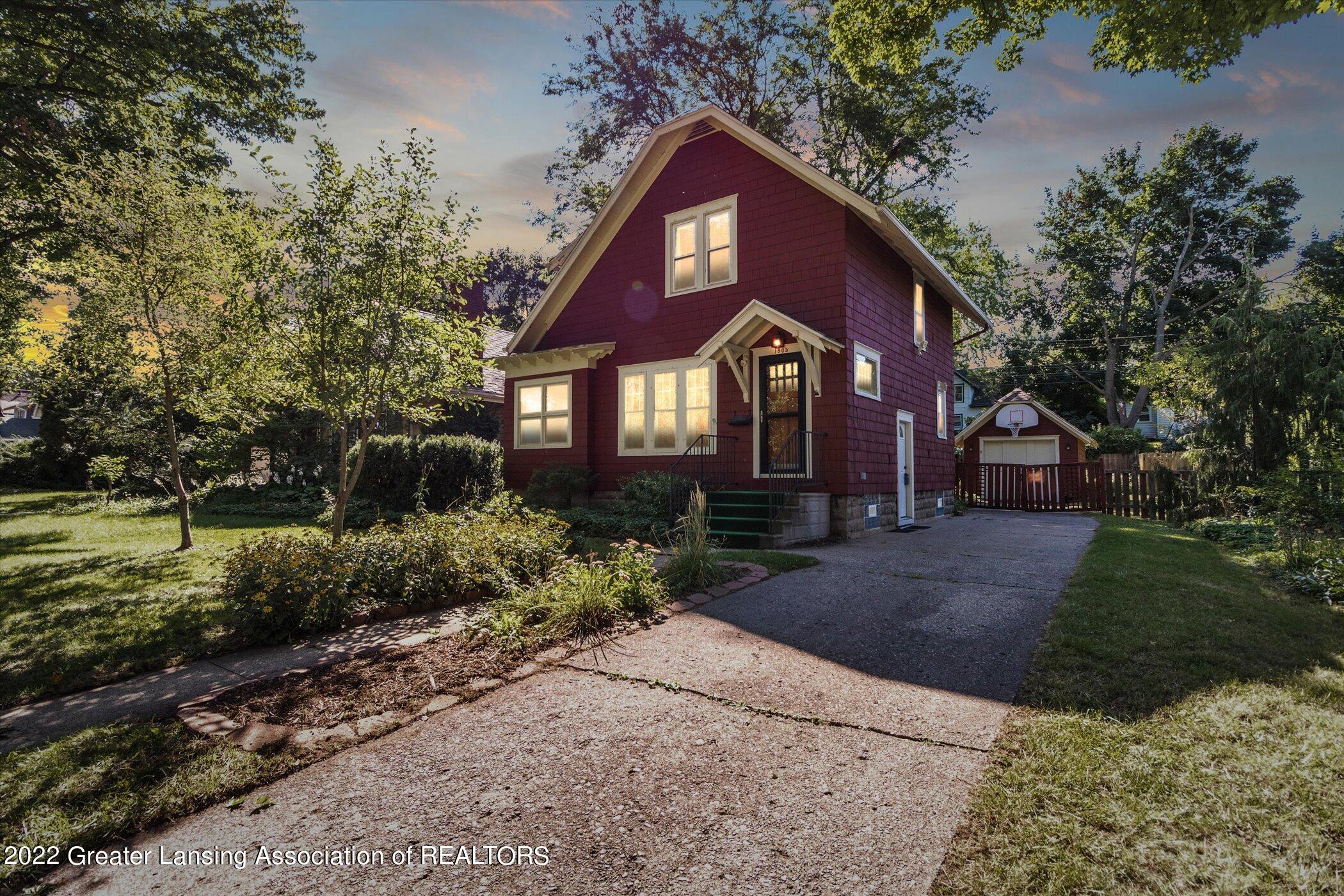 1805 Drexel Road Lansing, MI 48915 - Photo 2 of 36 Front