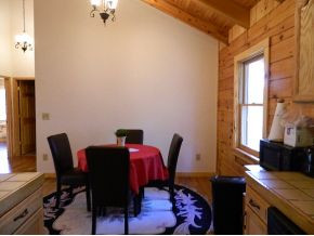 133 John Glover Road Hampton, TN 37658 - Photo 8 of 15 Dinning room