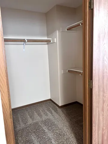 $1,350 | 1706 Lincoln Avenue, Unit 3, Montevideo, MN 56265