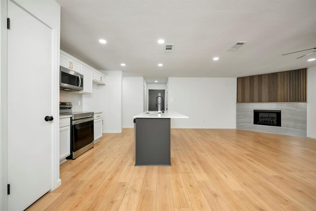 9415 Timberbluff Road Dallas, TX 75249 - Photo 30 of 40