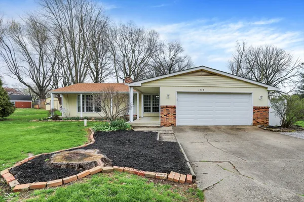 $290,000 | 1578 Edgehill Road, Shelbyville, IN 46176