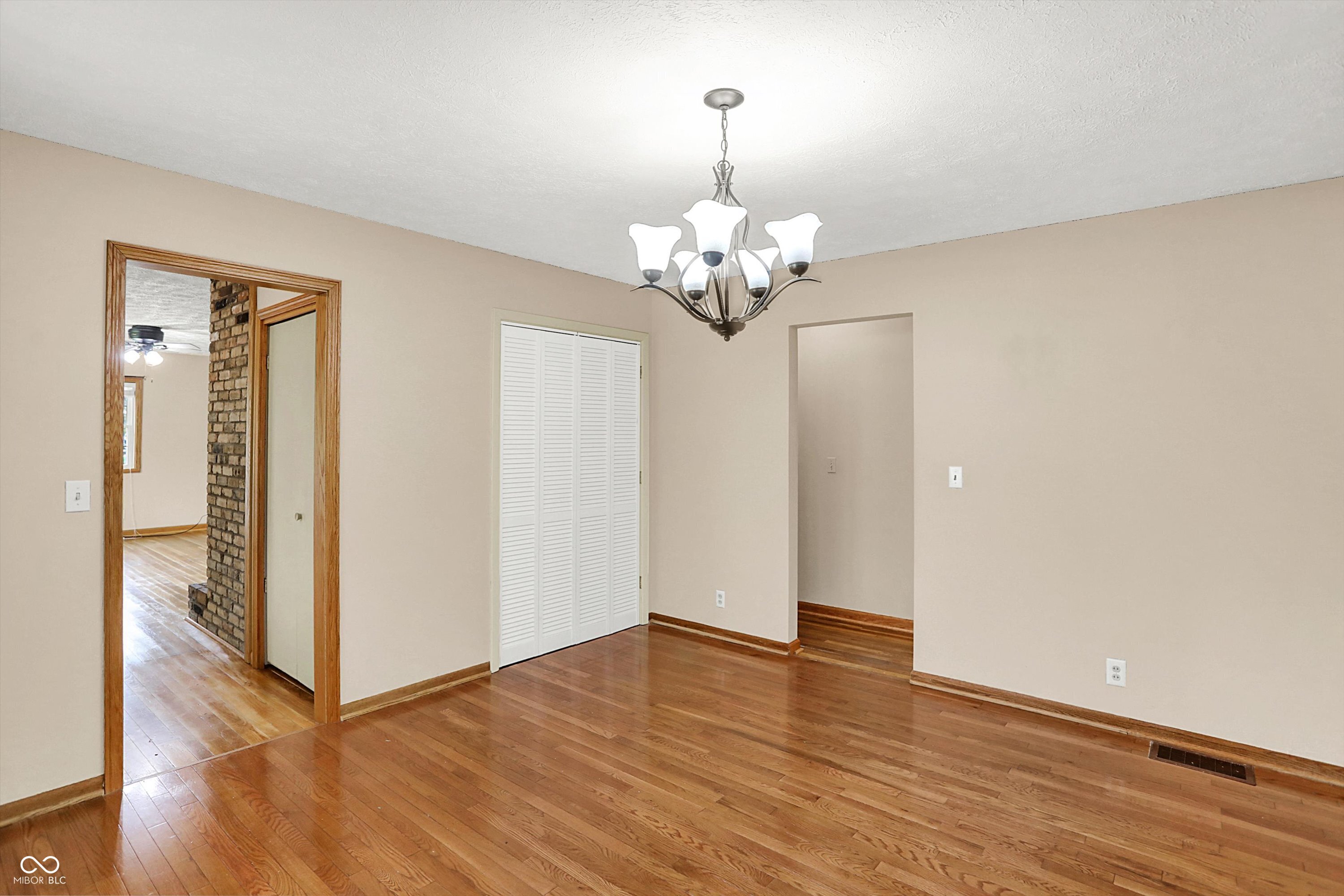 1578 Edgehill Road Shelbyville, IN 46176 - Photo 11 of 57