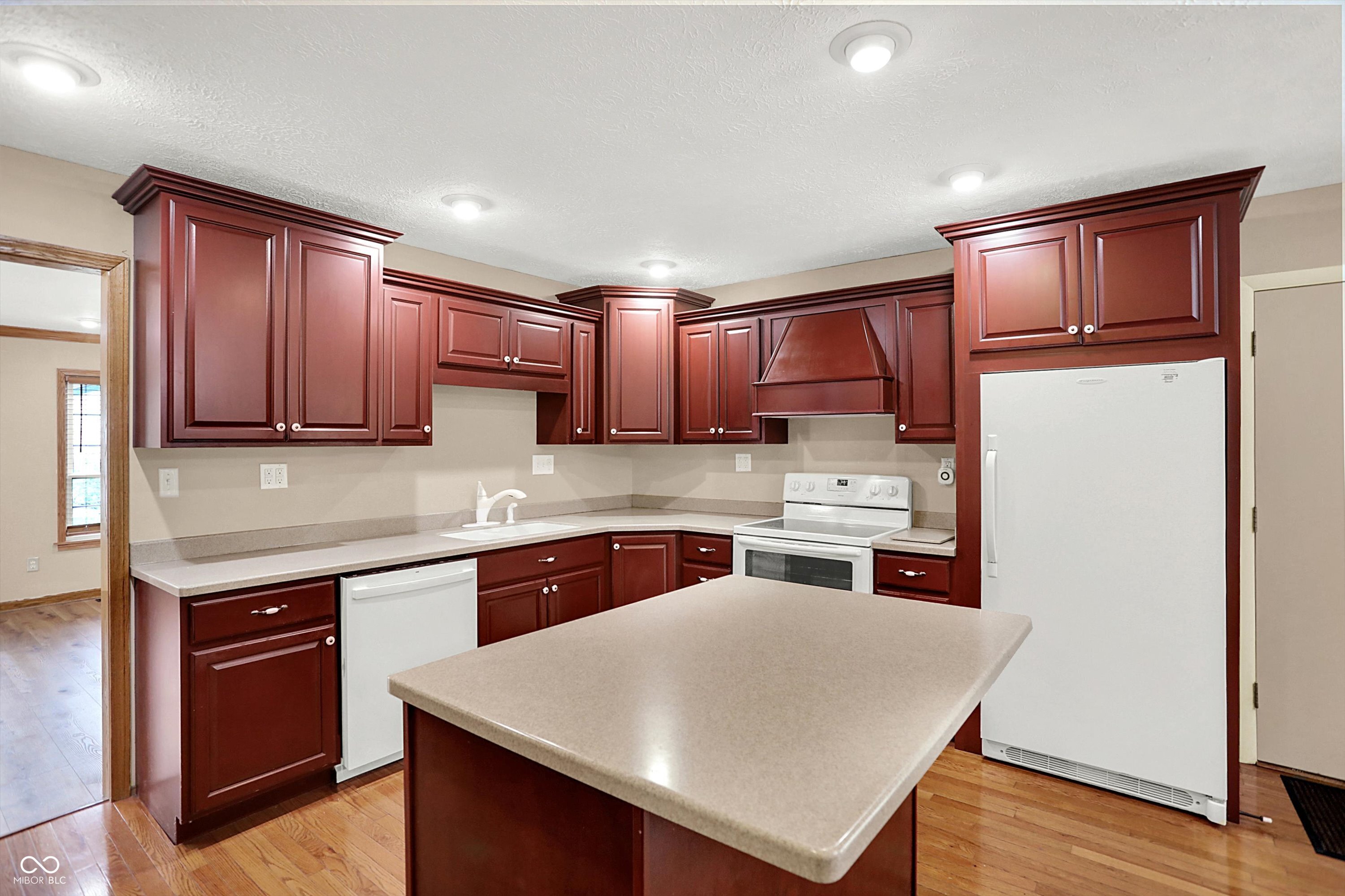 1578 Edgehill Road Shelbyville, IN 46176 - Photo 16 of 57