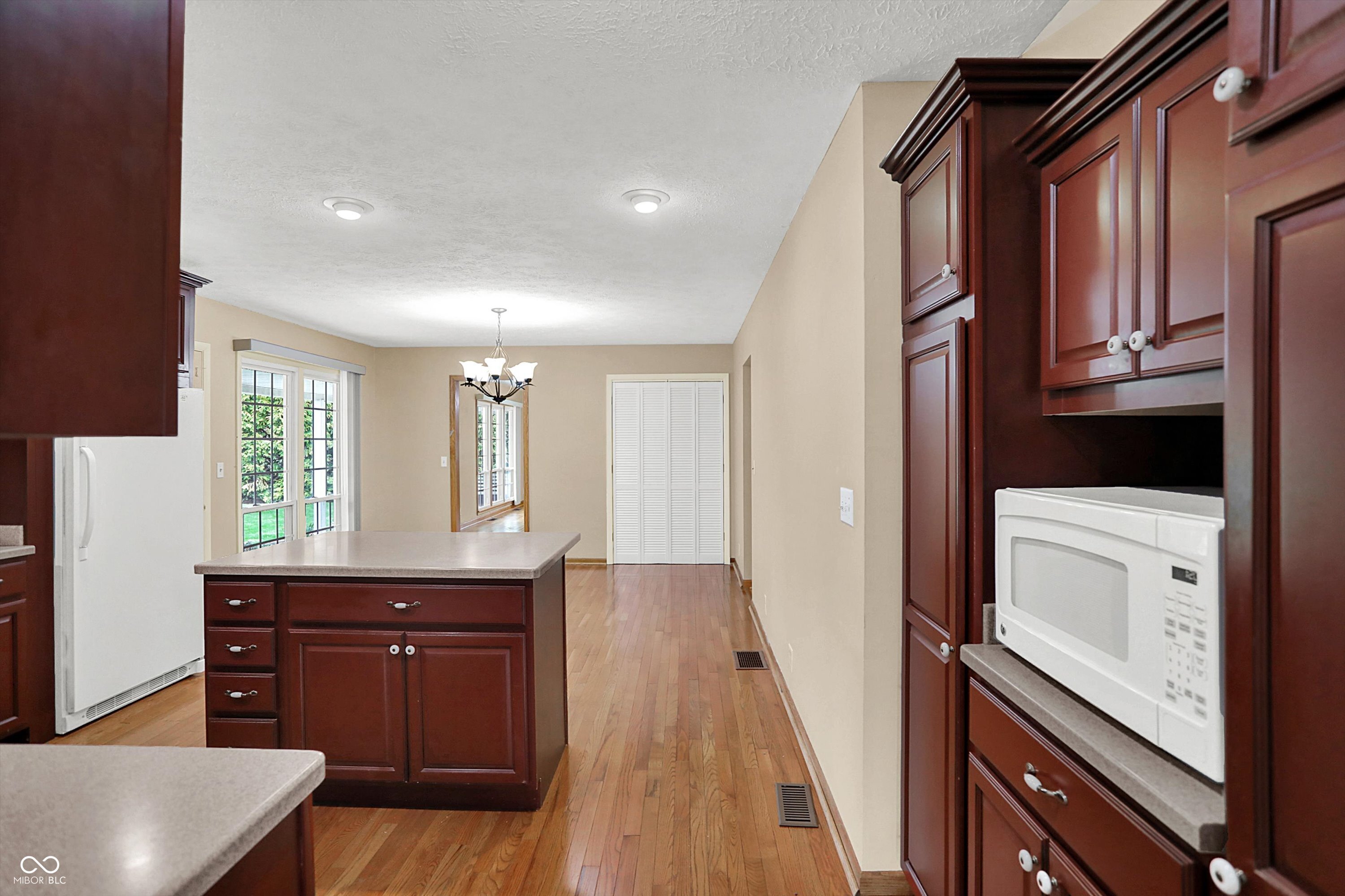 1578 Edgehill Road Shelbyville, IN 46176 - Photo 19 of 57