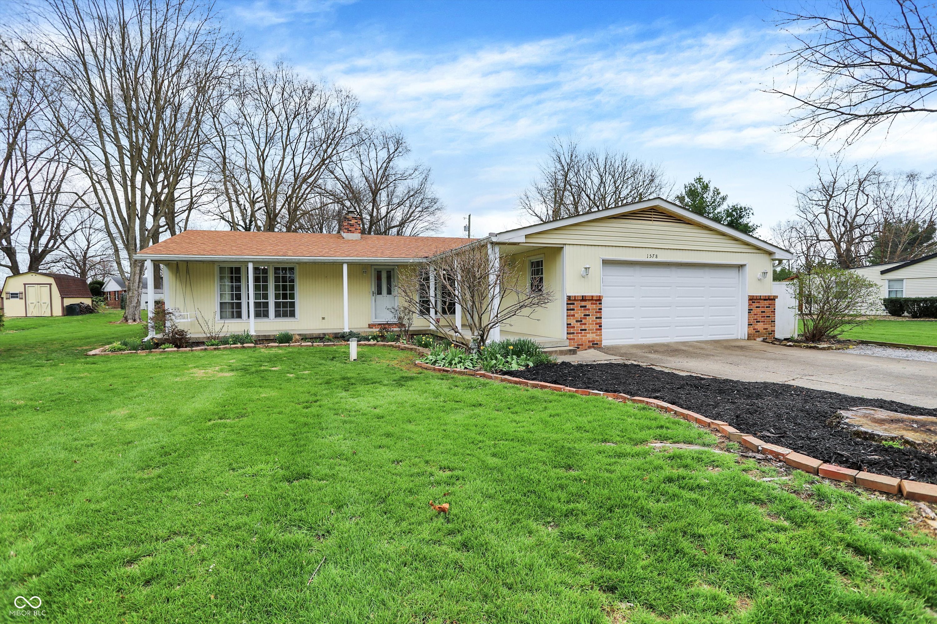 1578 Edgehill Road Shelbyville, IN 46176 - Photo 3 of 57