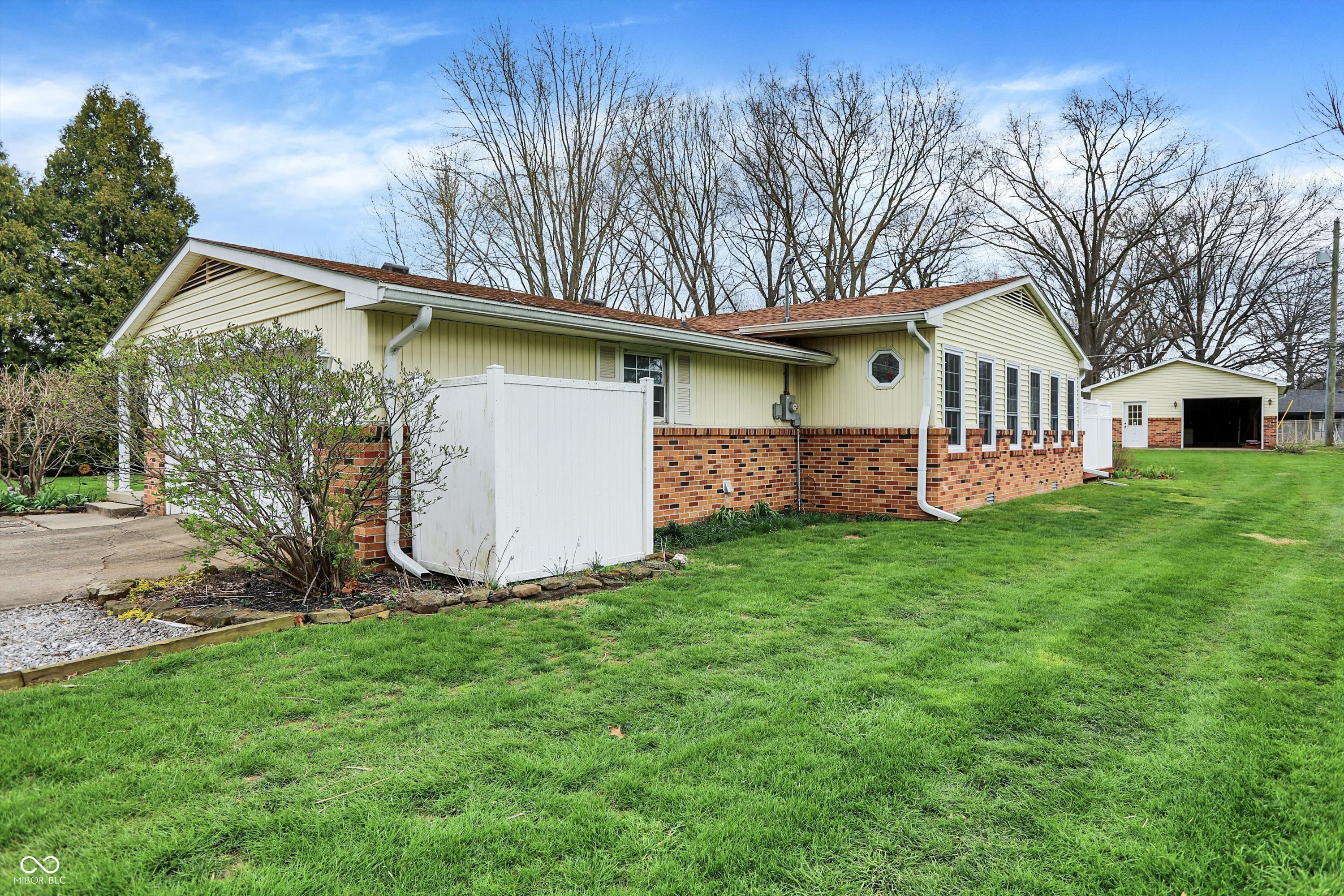 1578 Edgehill Road Shelbyville, IN 46176 - Photo 48 of 57