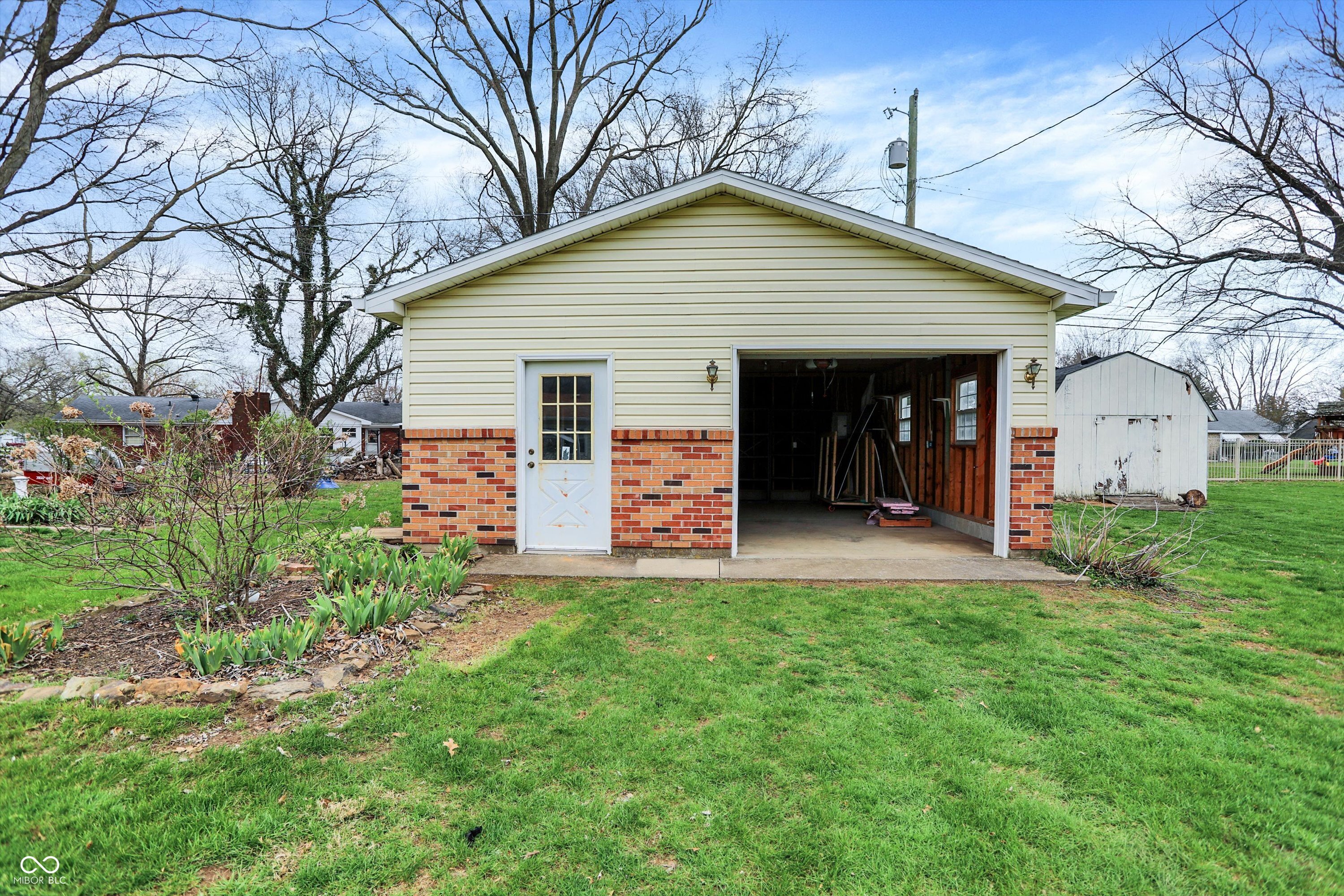 1578 Edgehill Road Shelbyville, IN 46176 - Photo 53 of 57