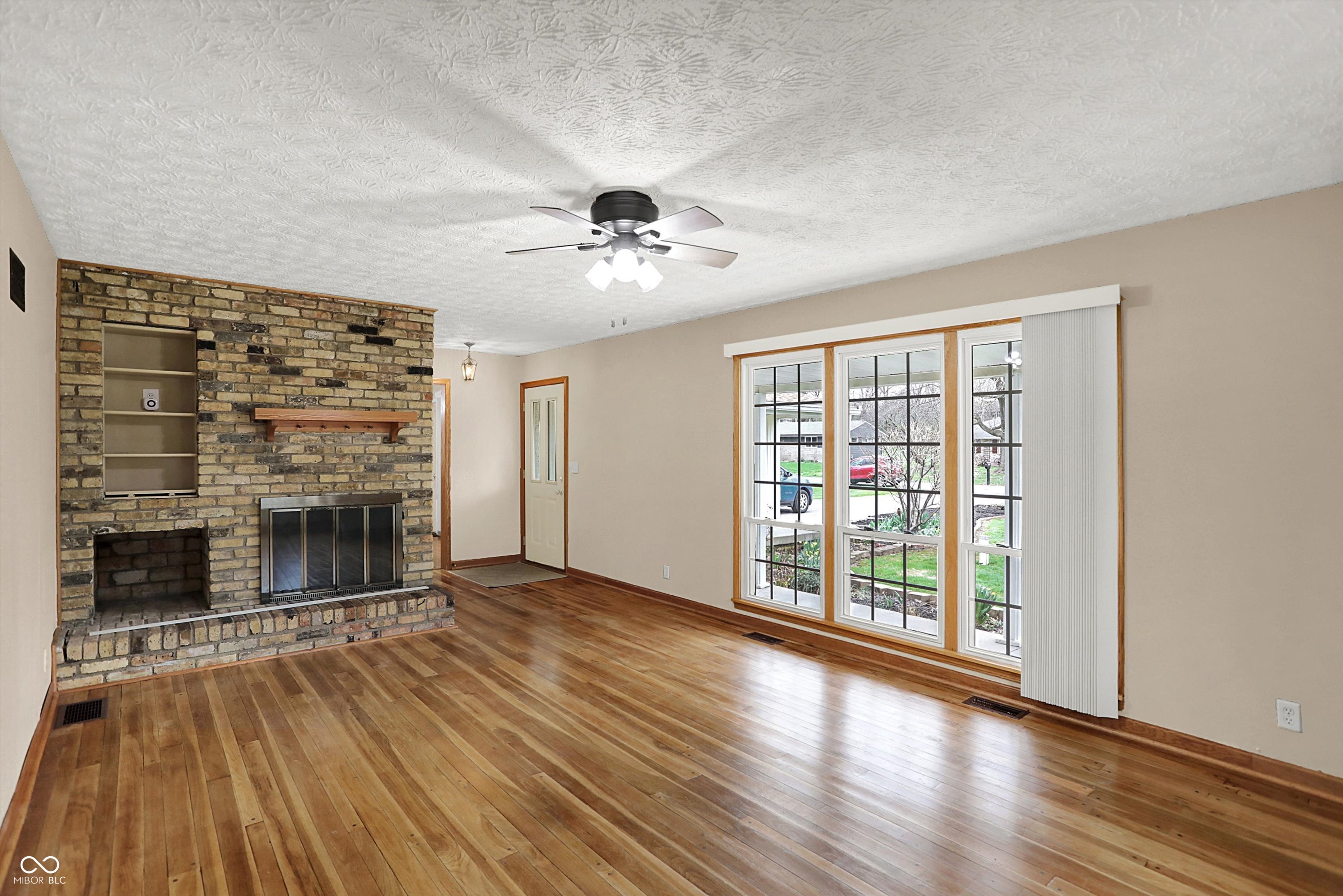 1578 Edgehill Road Shelbyville, IN 46176 - Photo 8 of 57