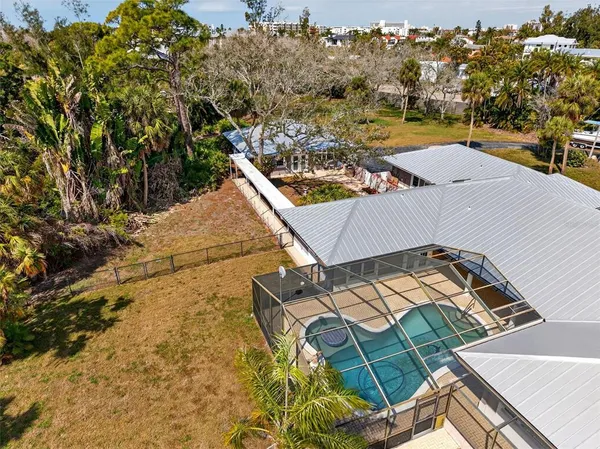 $4,419,000 | 7108 Midnight Pass Road, Sarasota, FL 34242