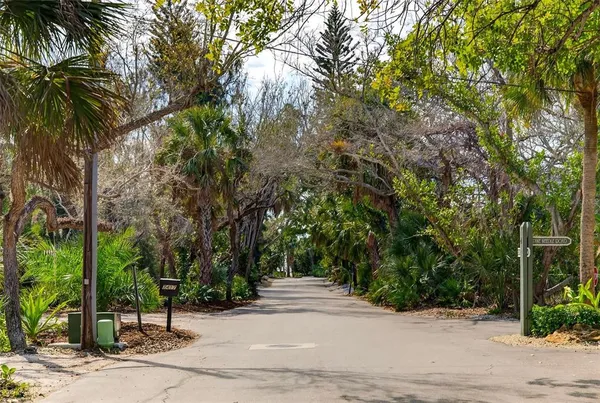 $4,419,000 | 7108 Midnight Pass Road, Sarasota, FL 34242