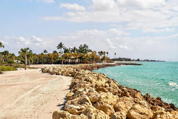 $4,419,000 | 7108 Midnight Pass Road, Sarasota, FL 34242