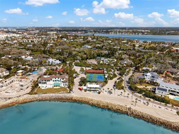 $4,419,000 | 7108 Midnight Pass Road, Sarasota, FL 34242