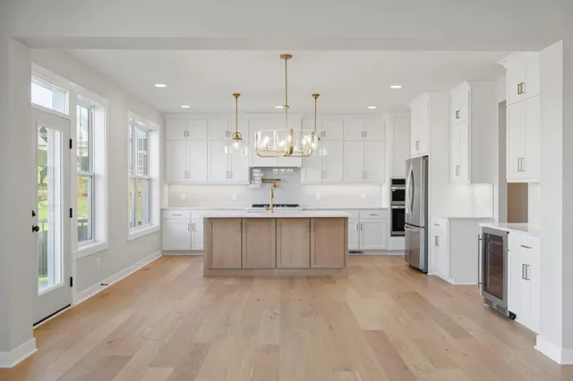 $974,950 | 5512 Scenic Loop Run, Victoria, MN 55318