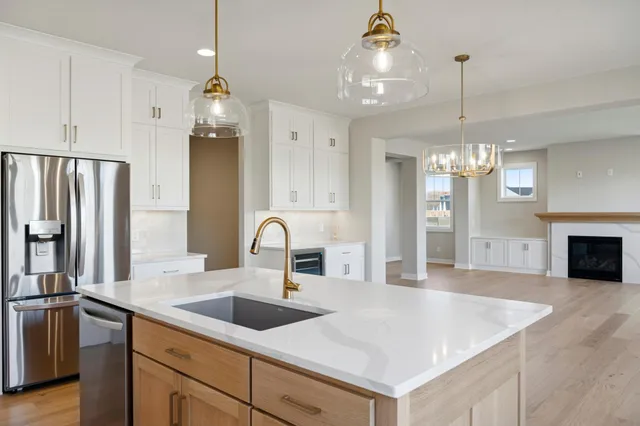 $974,950 | 5512 Scenic Loop Run, Victoria, MN 55318