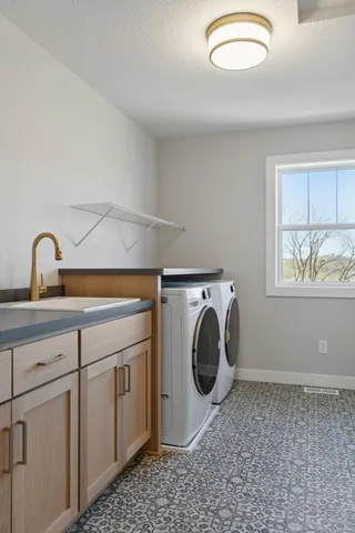 $974,950 | 5512 Scenic Loop Run, Victoria, MN 55318