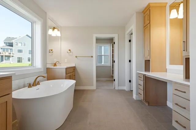 $974,950 | 5512 Scenic Loop Run, Victoria, MN 55318