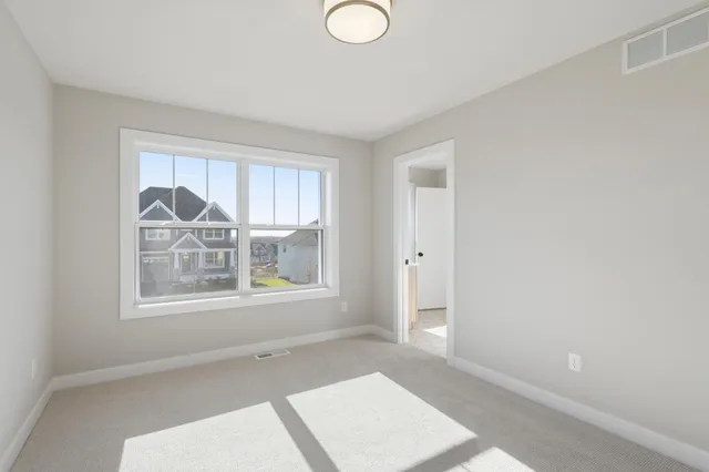 $974,950 | 5512 Scenic Loop Run, Victoria, MN 55318