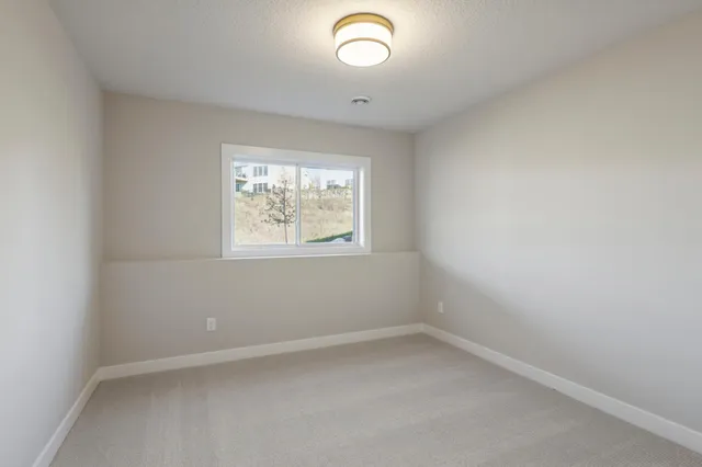 $974,950 | 5512 Scenic Loop Run, Victoria, MN 55318