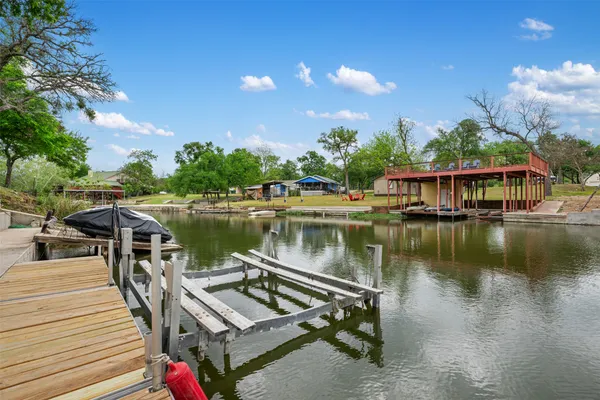 $749,000 | 1016 Sherwood Forest Drive, Marble Falls, TX 78654
