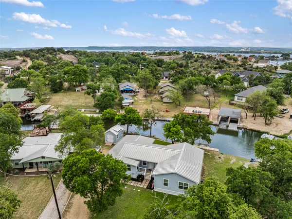 $749,000 | 1016 Sherwood Forest Drive, Marble Falls, TX 78654