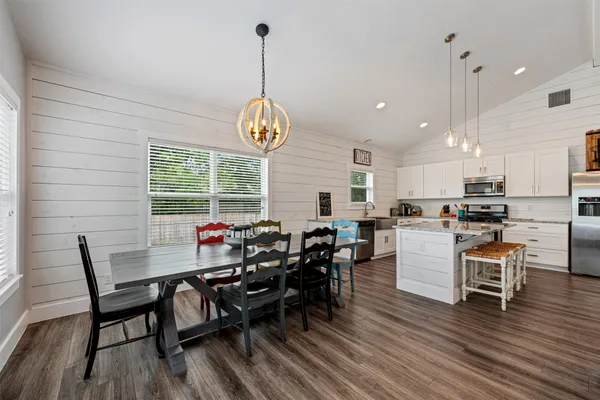 $749,000 | 1016 Sherwood Forest Drive, Marble Falls, TX 78654
