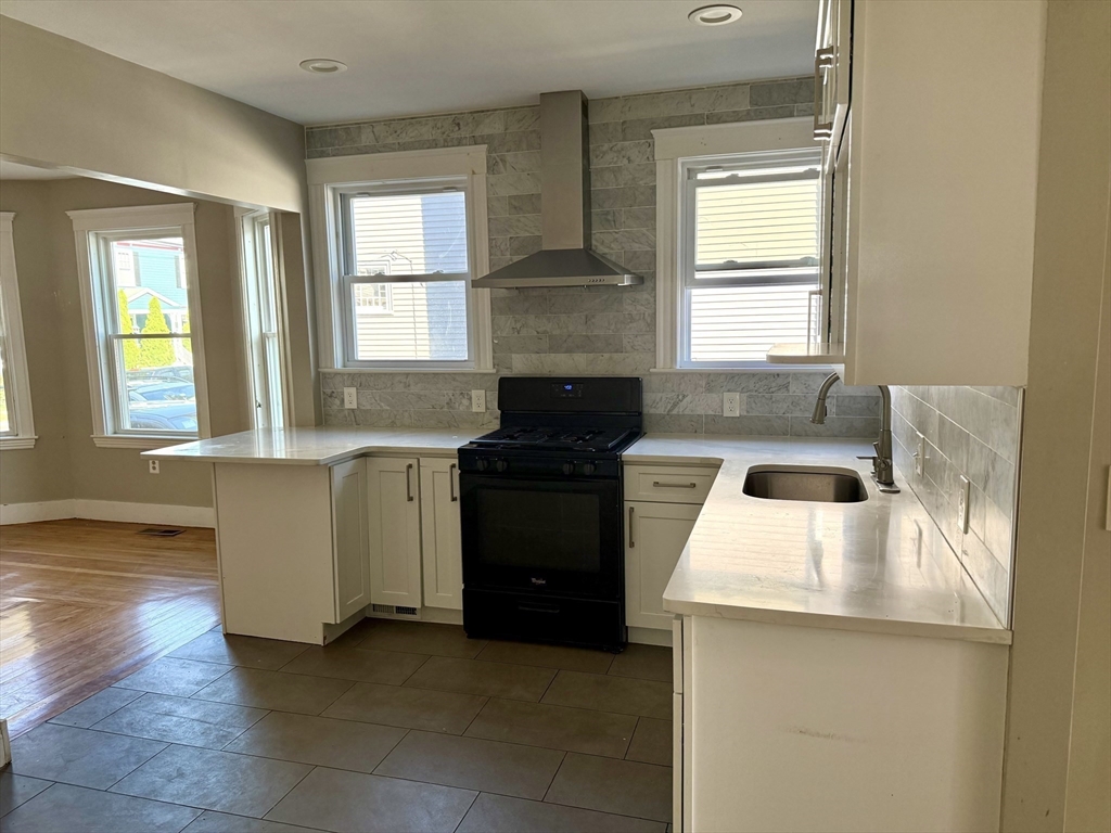 37 Rawson Road, Unit 1 Quincy, MA 02170 - Photo 3 of 6