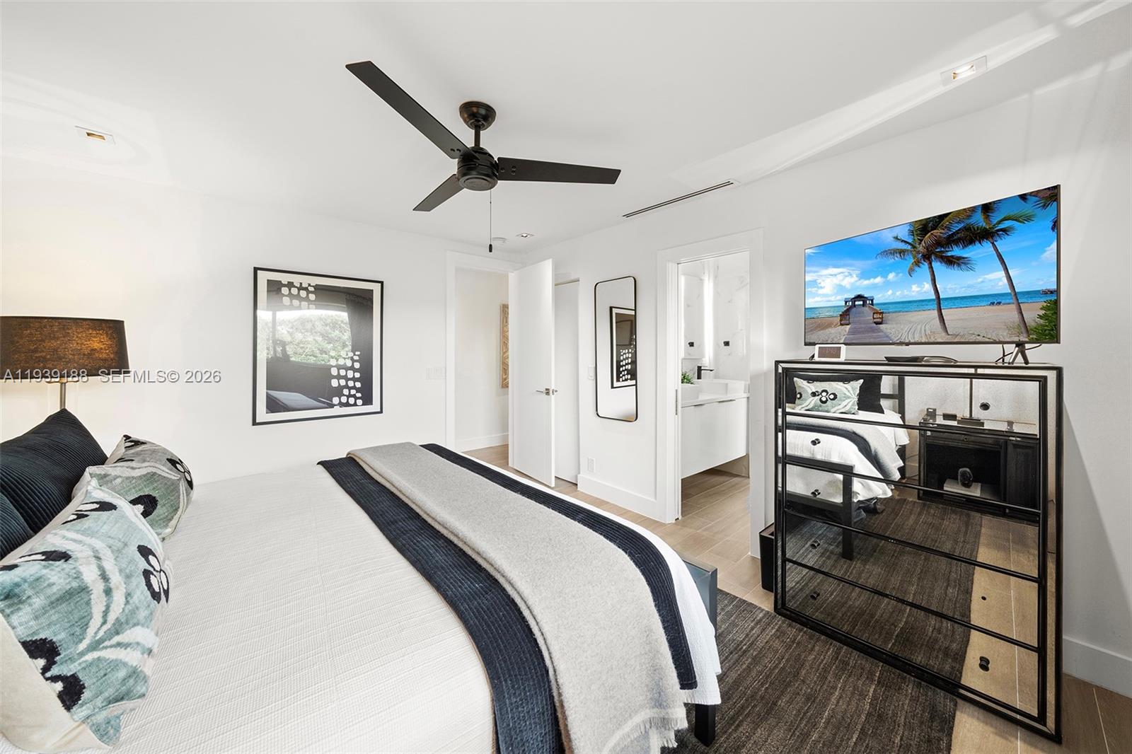 519 Layne Boulevard Hallandale Beach, FL 33009 - Photo 20 of 40