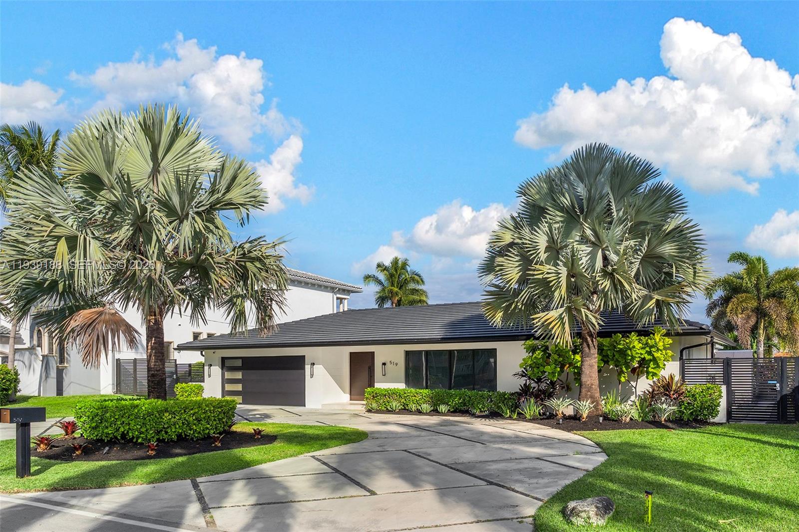 519 Layne Boulevard Hallandale Beach, FL 33009 - Photo 3 of 40