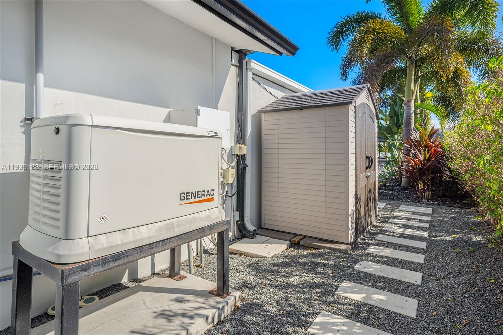 519 Layne Boulevard Hallandale Beach, FL 33009 - Photo 32 of 40