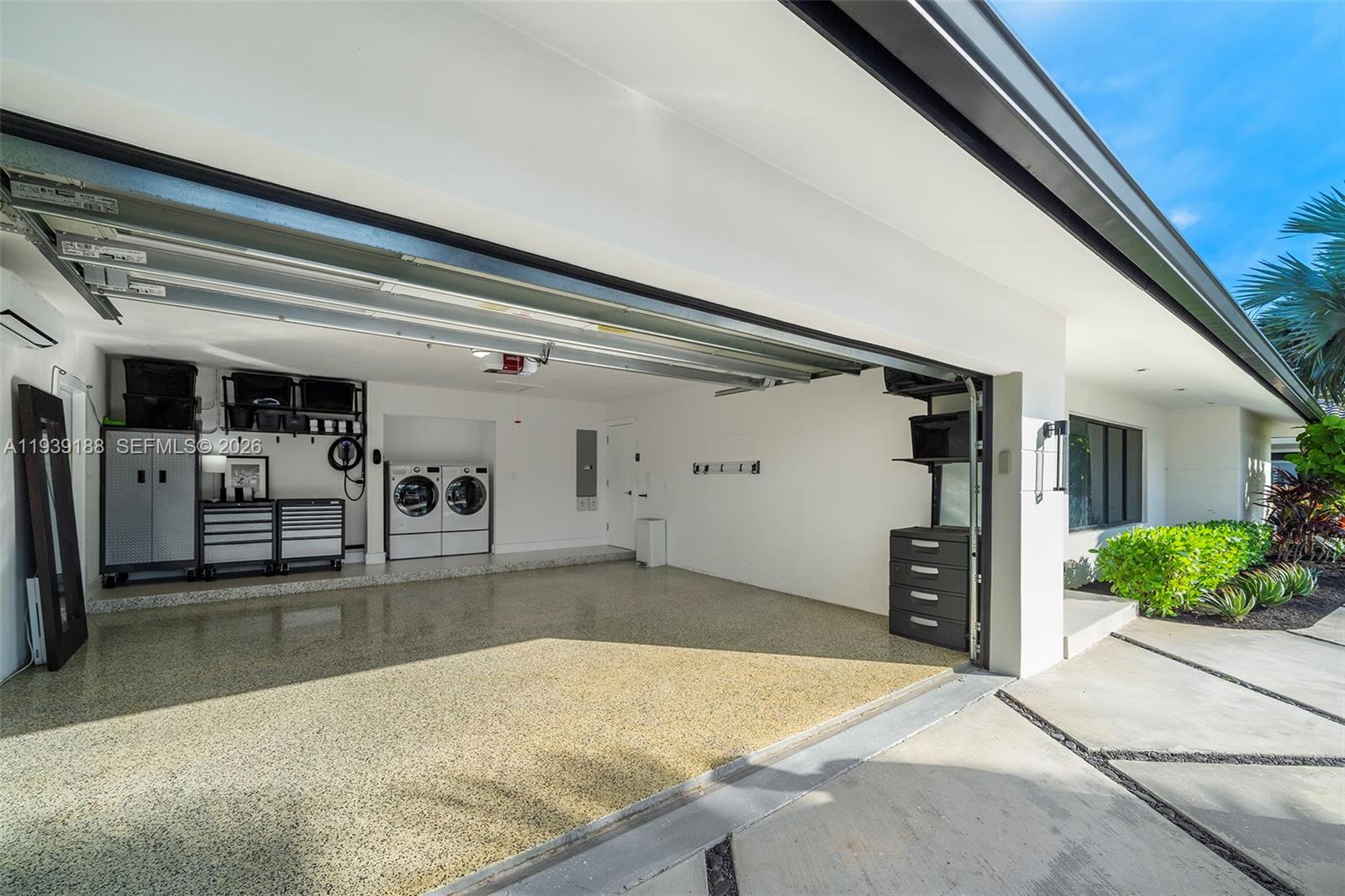 519 Layne Boulevard Hallandale Beach, FL 33009 - Photo 33 of 40