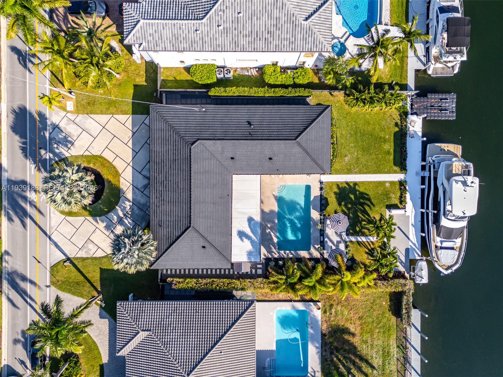 519 Layne Boulevard Hallandale Beach, FL 33009 - Photo 36 of 40