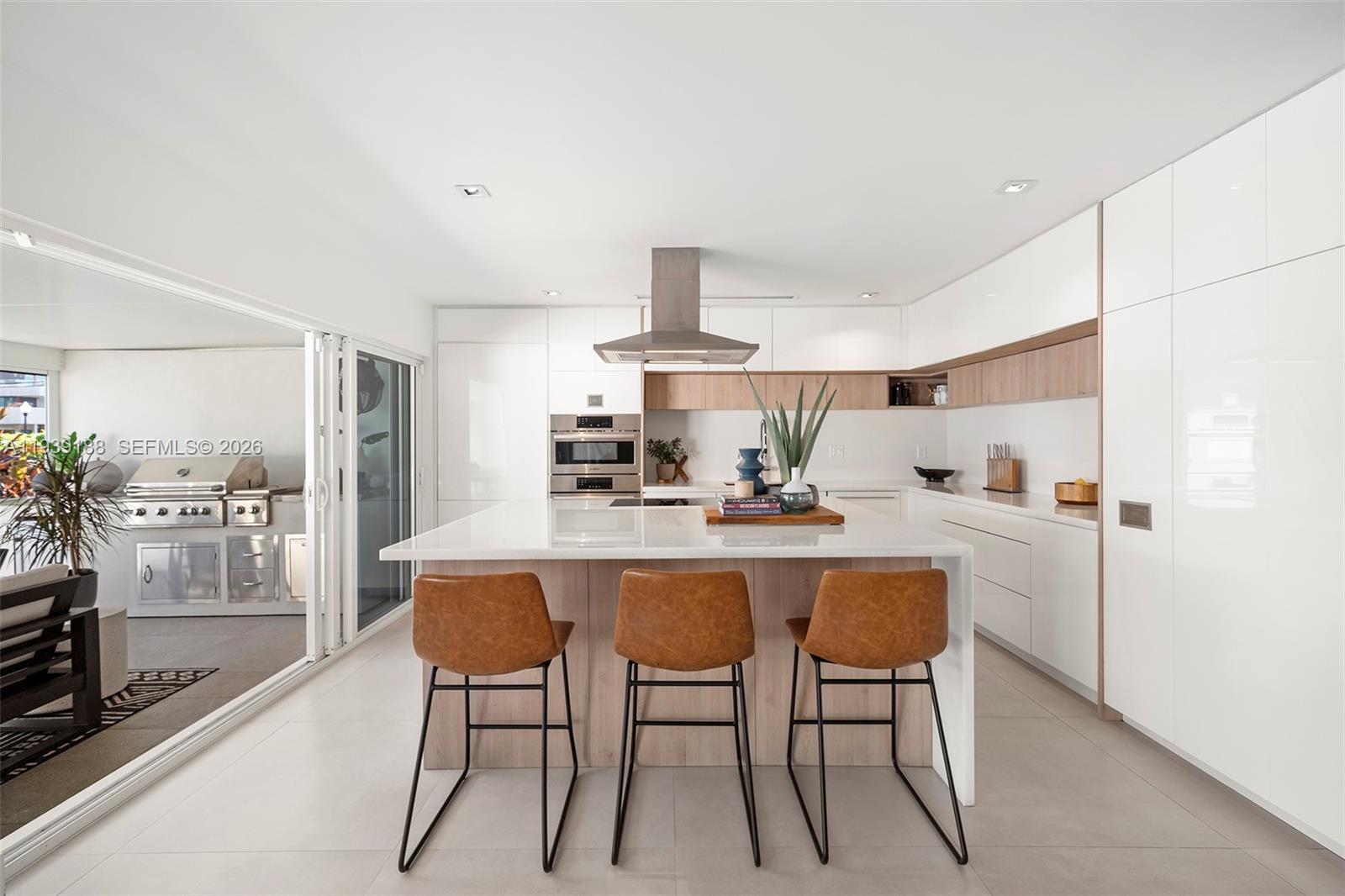 519 Layne Boulevard Hallandale Beach, FL 33009 - Photo 9 of 40