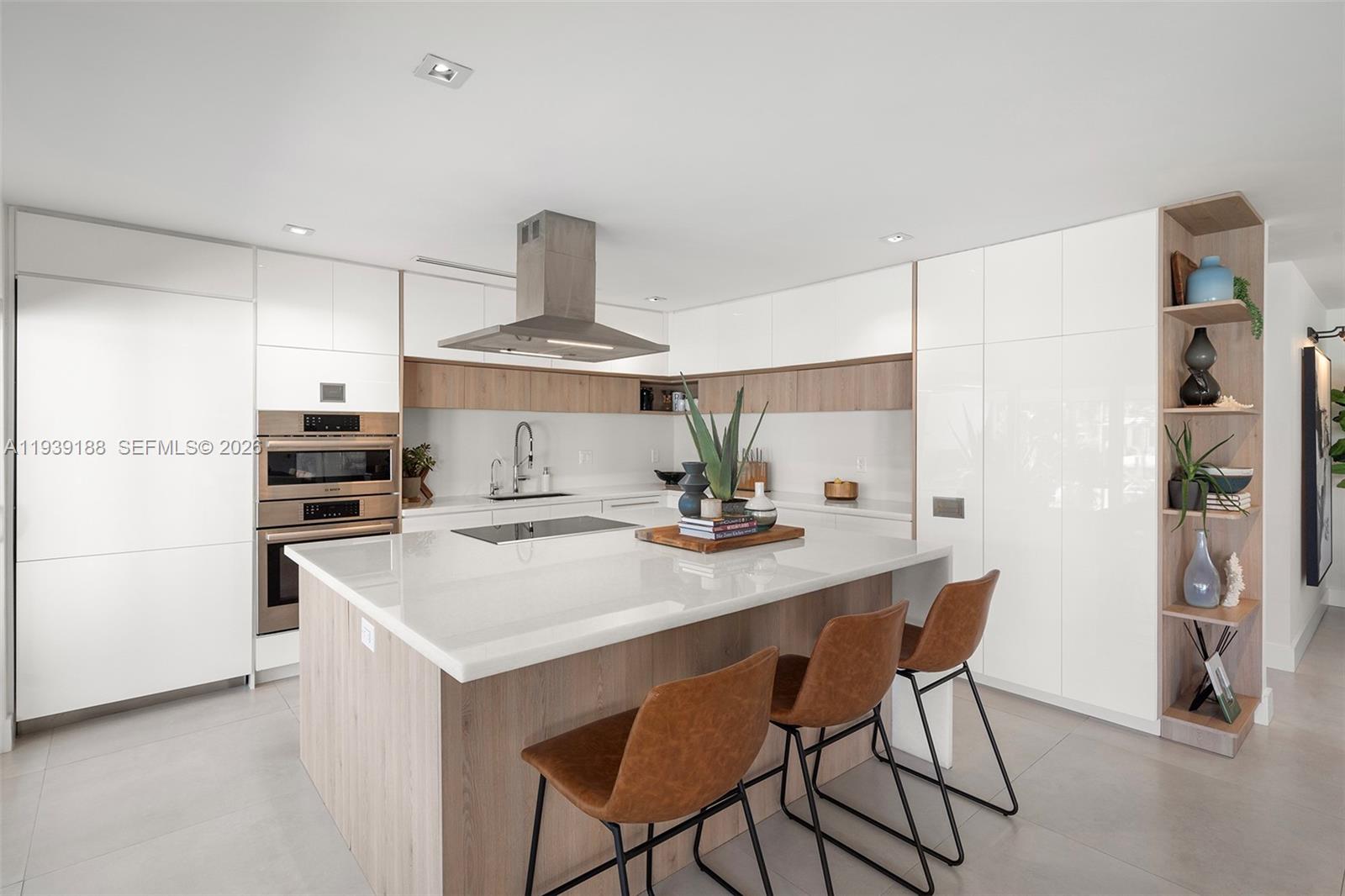 519 Layne Boulevard Hallandale Beach, FL 33009 - Photo 10 of 40