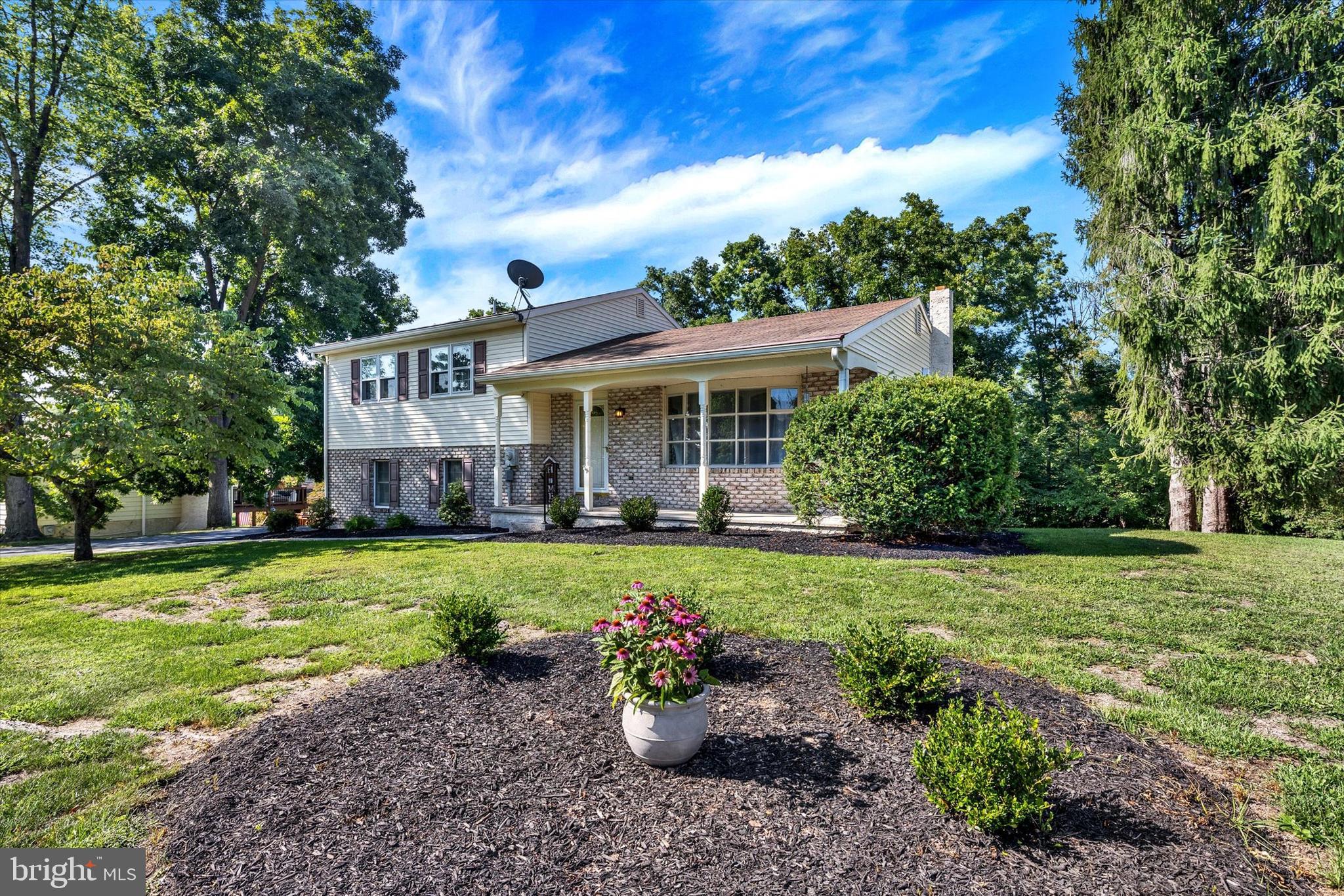 124 Russell Avenue Douglassville, PA 19518 - Photo 2 of 35 Gallery Image 2