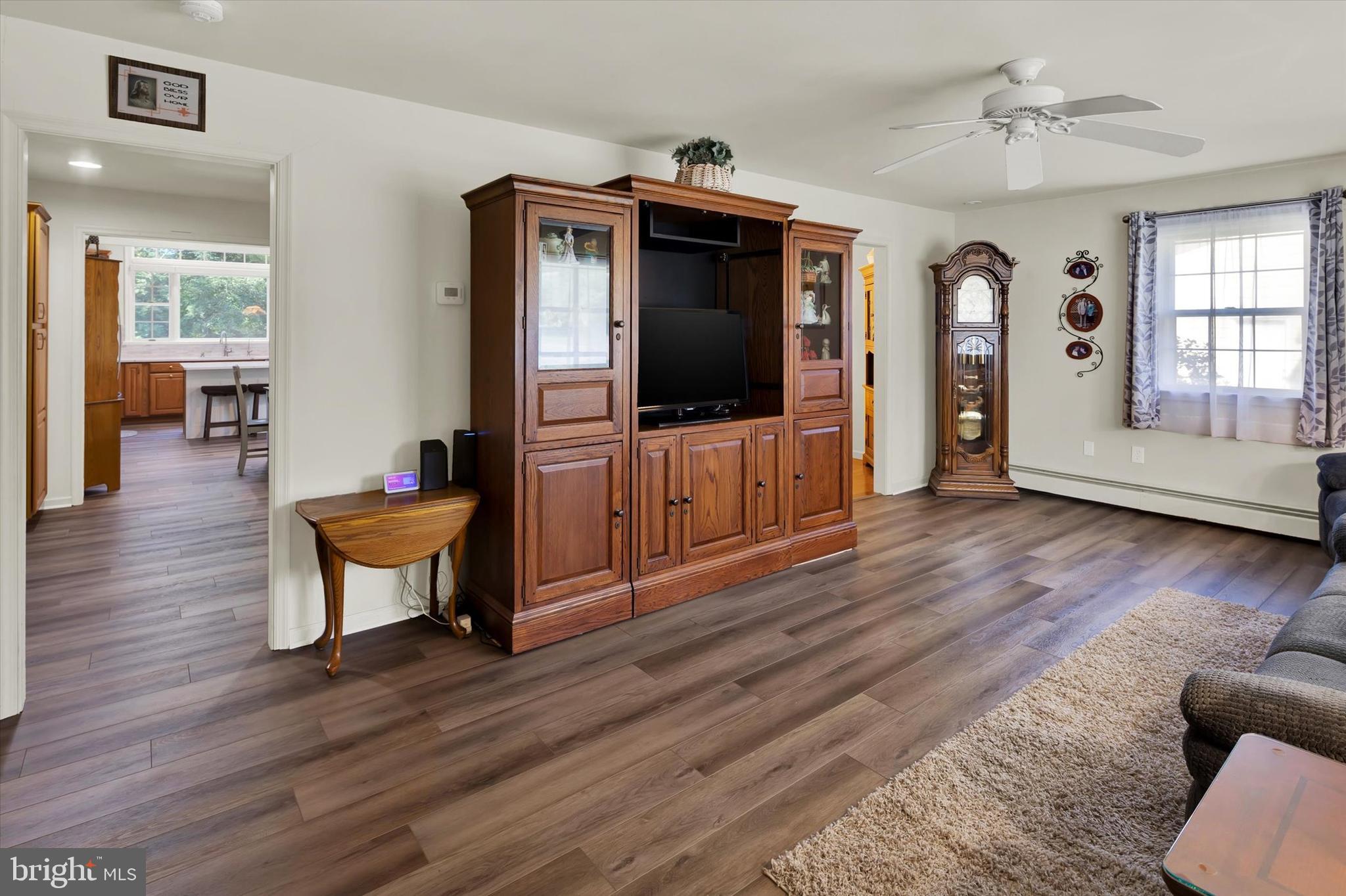 124 Russell Avenue Douglassville, PA 19518 - Photo 4 of 35 Gallery Image 4
