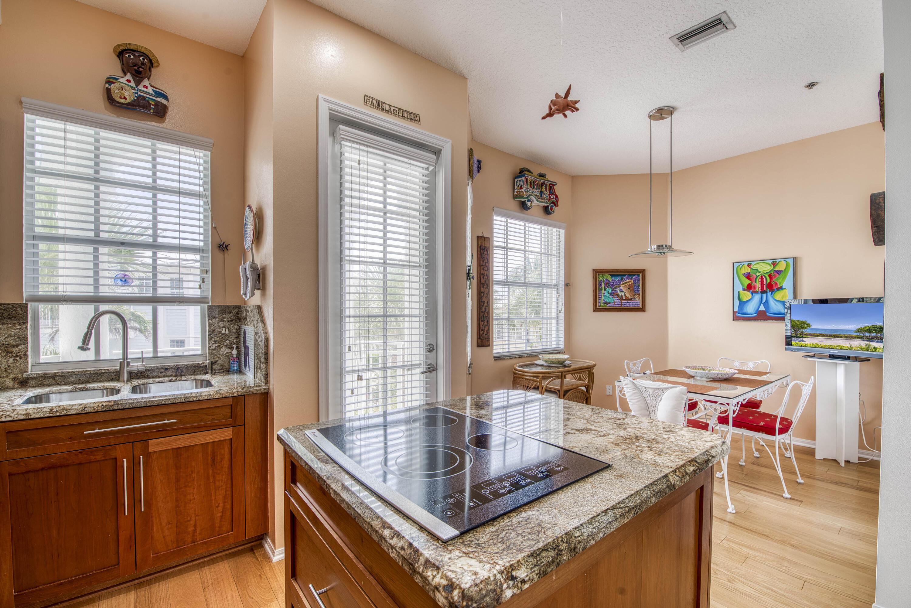 115 Ocean Key Way Jupiter, FL 33477 - Photo 8 of 33 _IMG2218_HDR