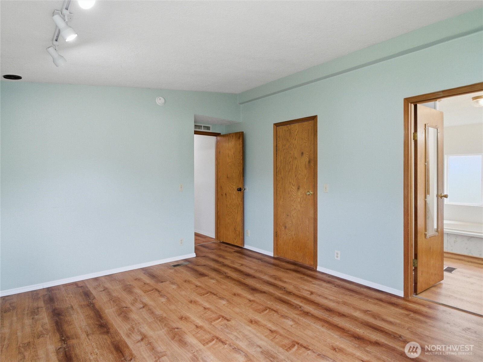 16840 Flume Road Southeast Yelm, WA 98597 - Photo 16 of 40