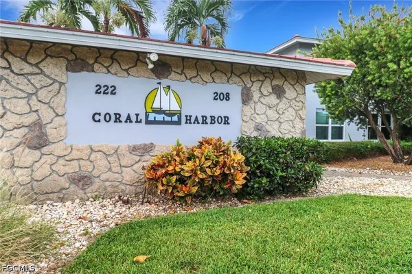$324,900 | 208 Cape Coral Parkway East, Unit 107, Cape Coral, FL 33904