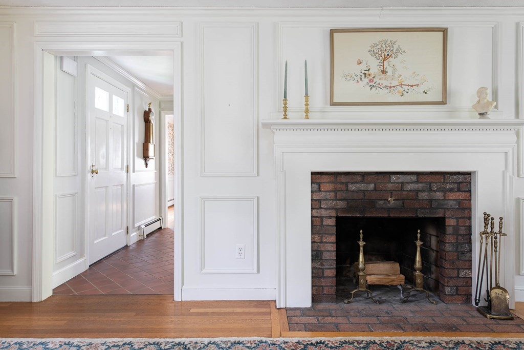 30 Myles Standish Road Weston, MA 02493 - Photo 7 of 42 Gallery Image 7
