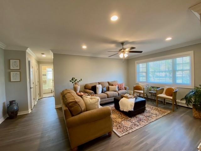 305-5 Robinson Avenue, Unit 3055 Patchogue, NY 11772 - Photo 3 of 7