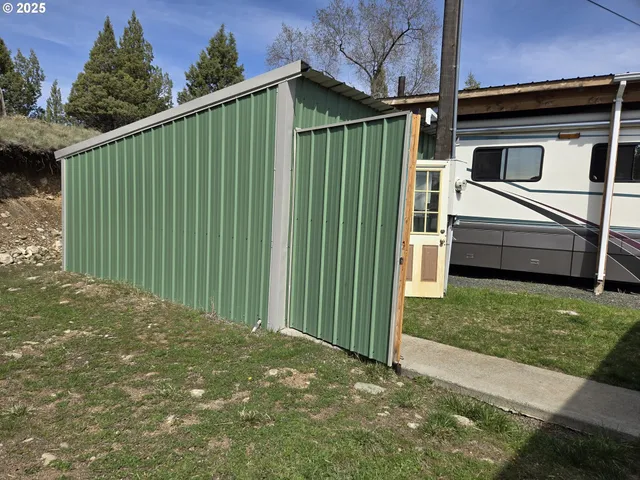 $239,900 | 4035 Patterson Drive, Canyon City, OR 97820