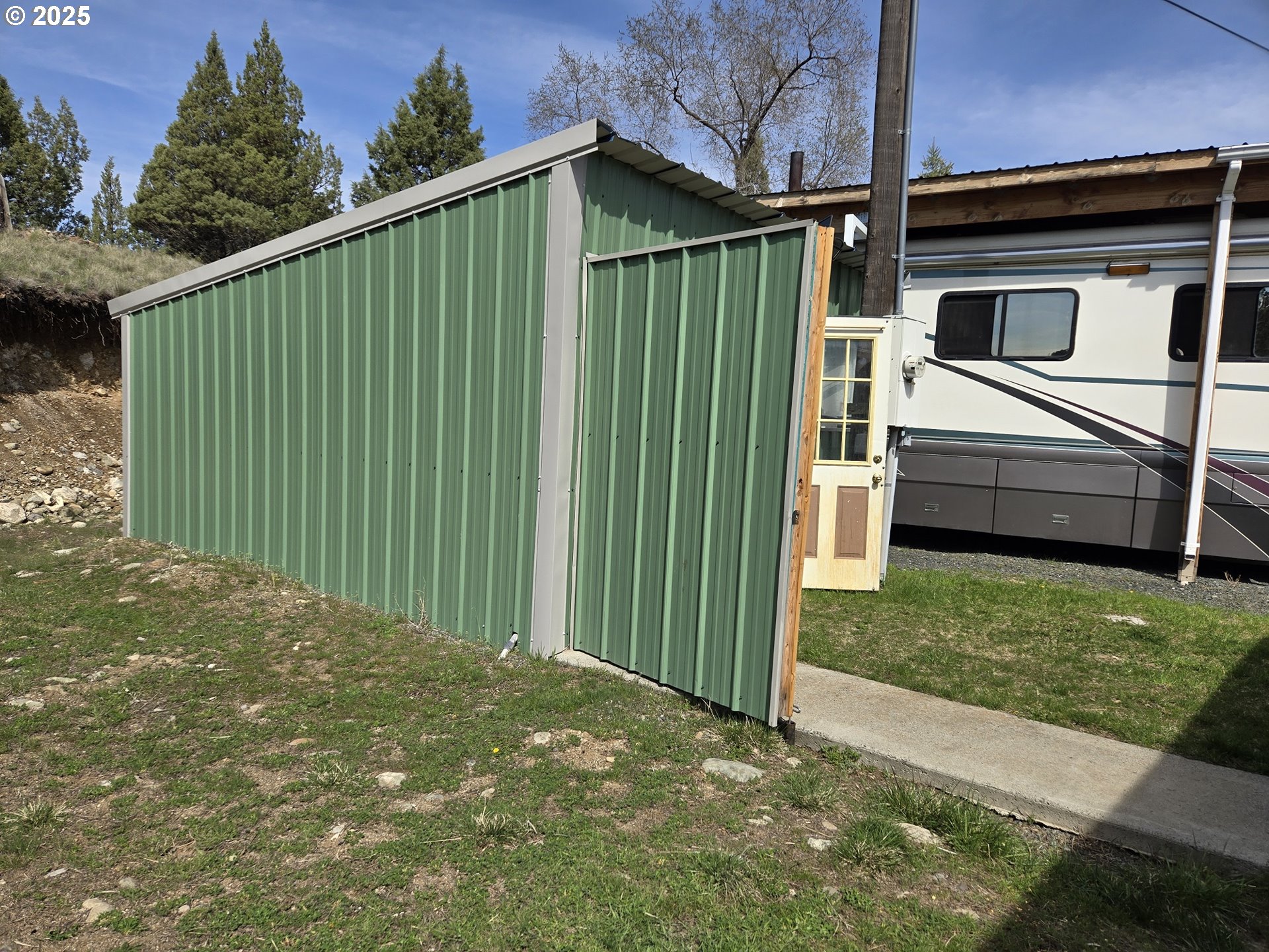 4035 Patterson Drive Canyon City, OR 97820 - Photo 17 of 34