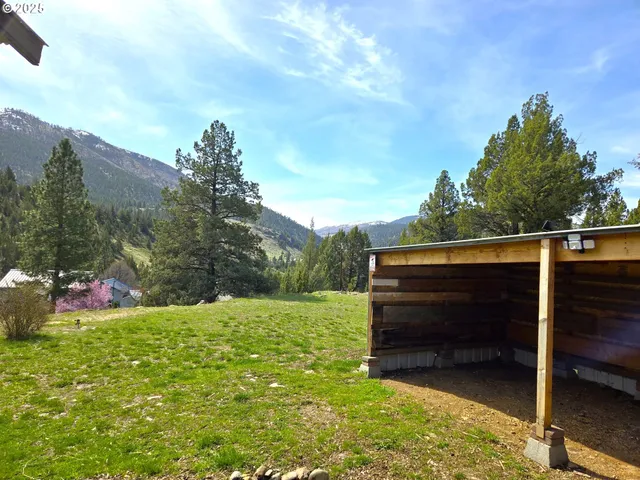 $239,900 | 4035 Patterson Drive, Canyon City, OR 97820